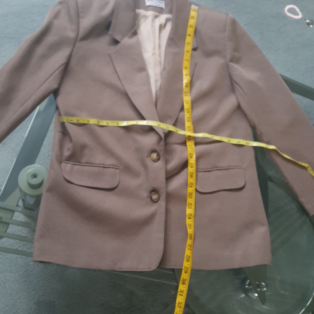 Alfred Dunner. Basic Lined Blazer. 12. Tan. - image 6